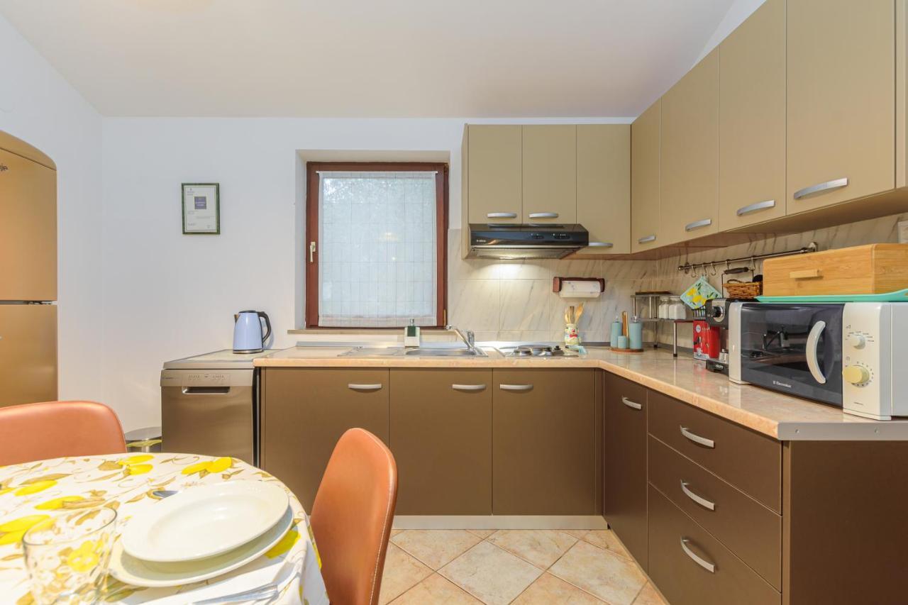 Apartment Greta Premantura Εξωτερικό φωτογραφία