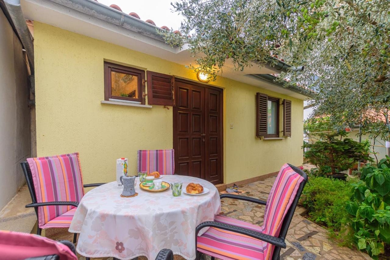 Apartment Greta Premantura Εξωτερικό φωτογραφία