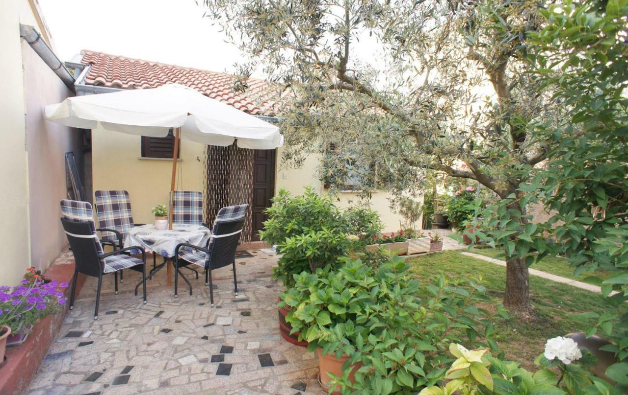 Apartment Greta Premantura Εξωτερικό φωτογραφία